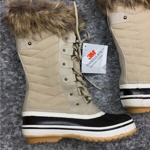 Portland Boot Company Women’s Size 8.5 Quilted Faux Fur Warm Tan Insulated Cairo